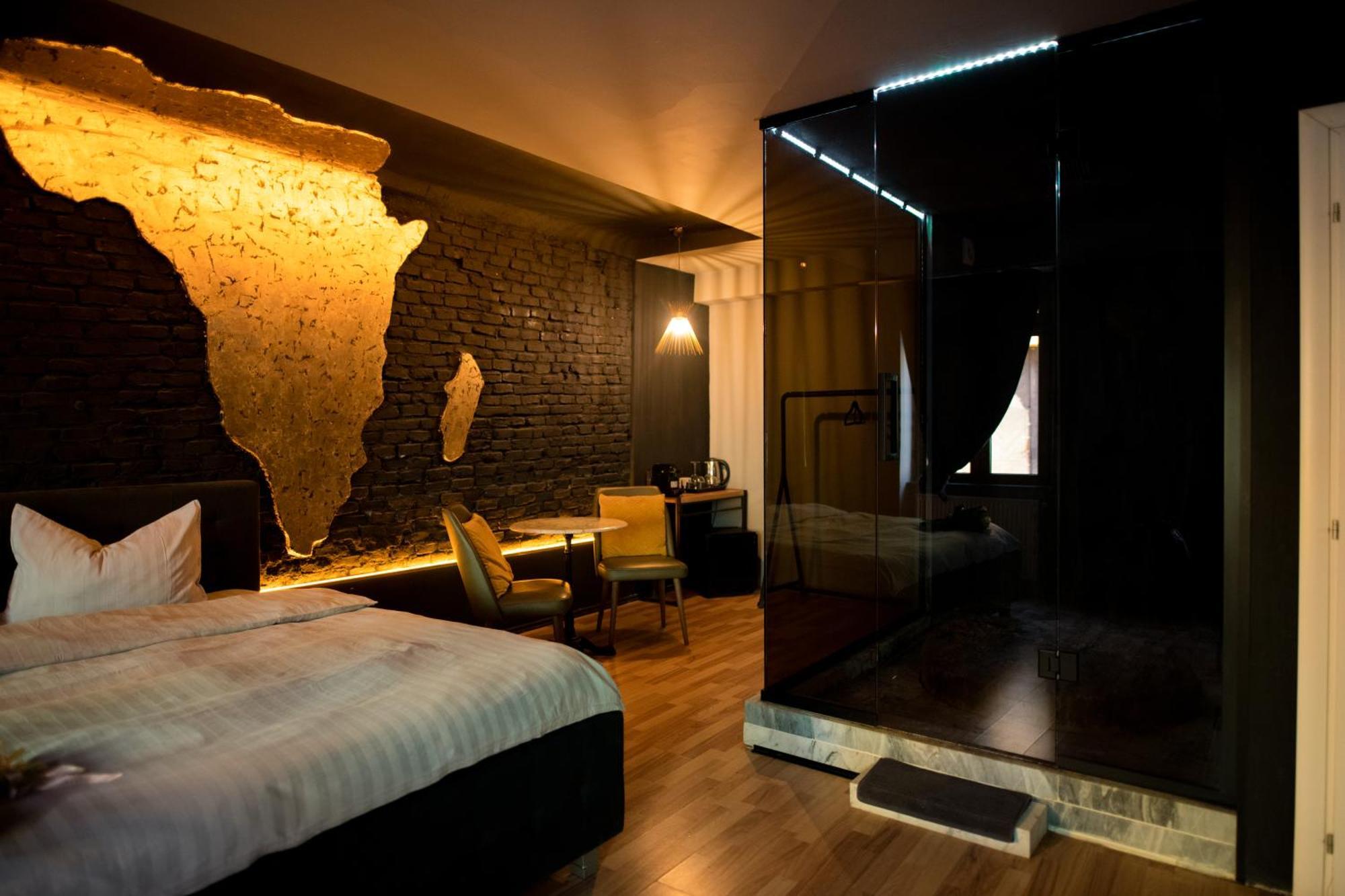 World Studio Africa Sibiu Ngoại thất bức ảnh